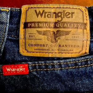 Wrangler Relaxed Fit 100% Cotton Blue Jeans NWT